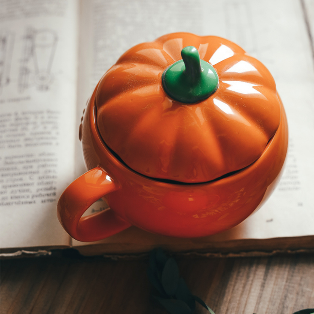 Ceramic Pumpkin Mug with Lid and Spoon