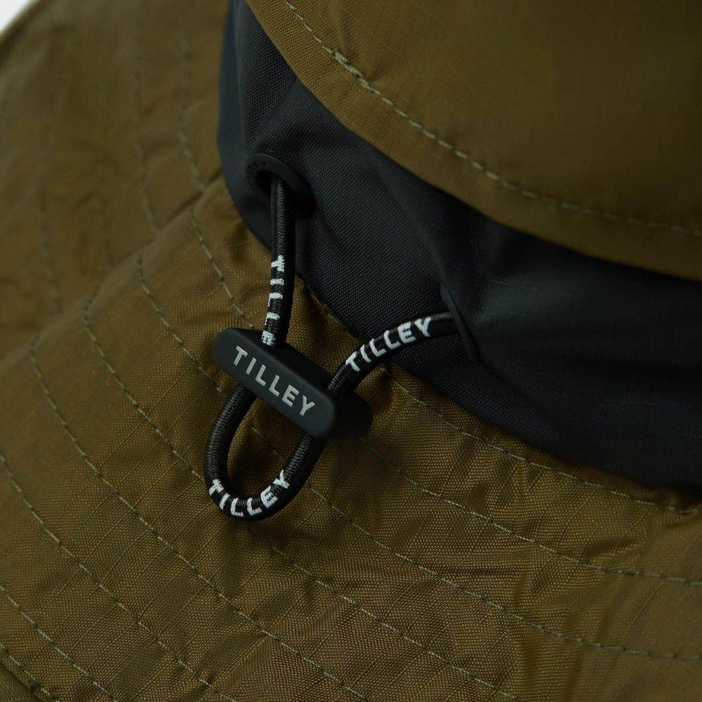 Tilley Traverse Bucket - M - Olive