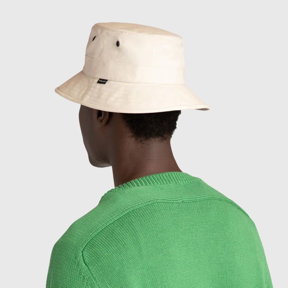 Tilley Waxed Cotton Bucket Hat - L - Natural