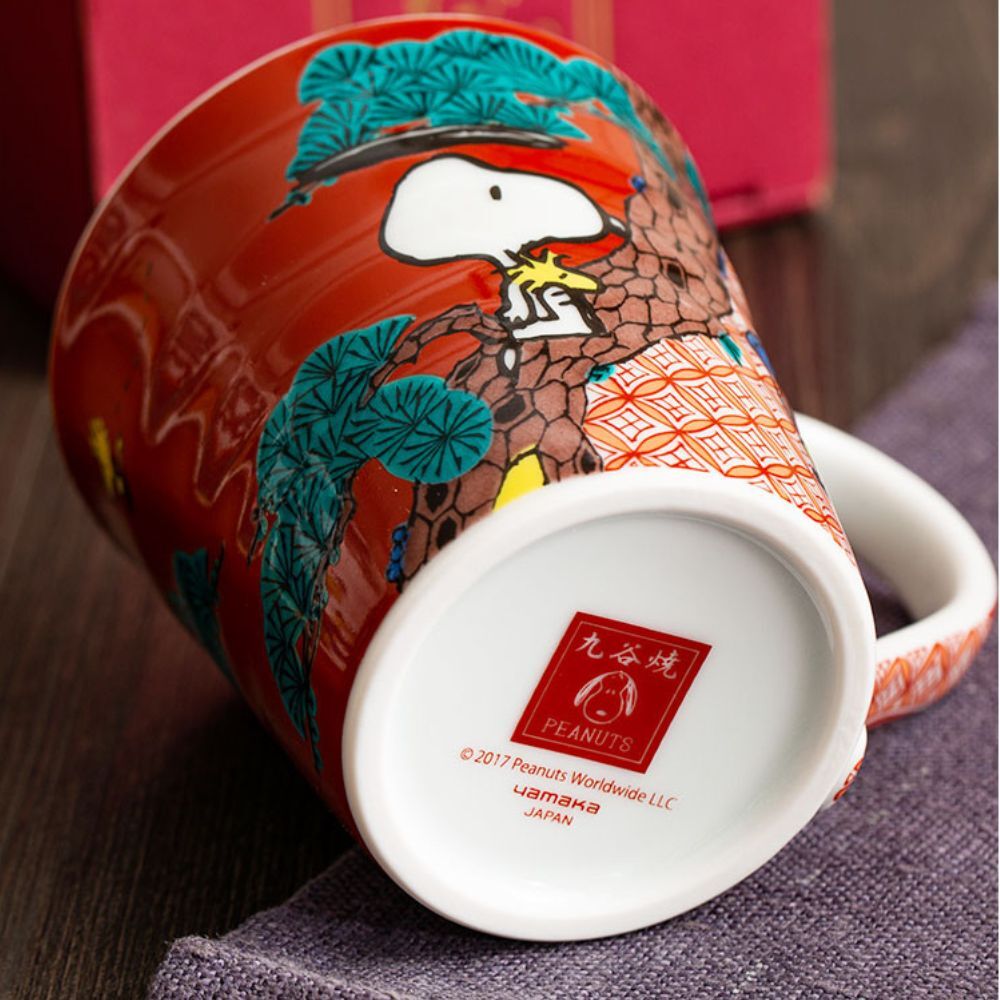 Peanuts Snoopy Kutani Ware Mug 250ml - Akae