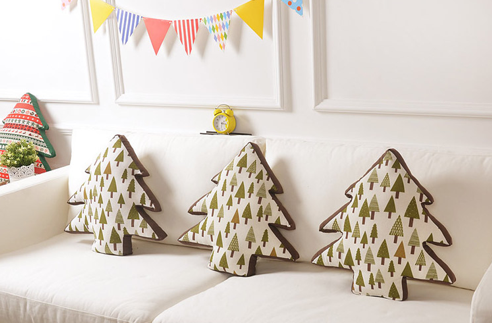 Nordic Christmas Tree Cushion 48cm