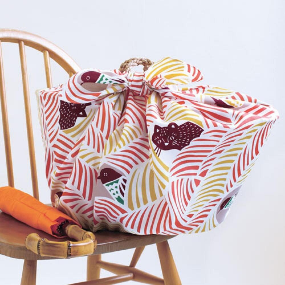 Musubi 70 Kata Kata Cats & Birds Pink Furoshiki Wrapping Cloth