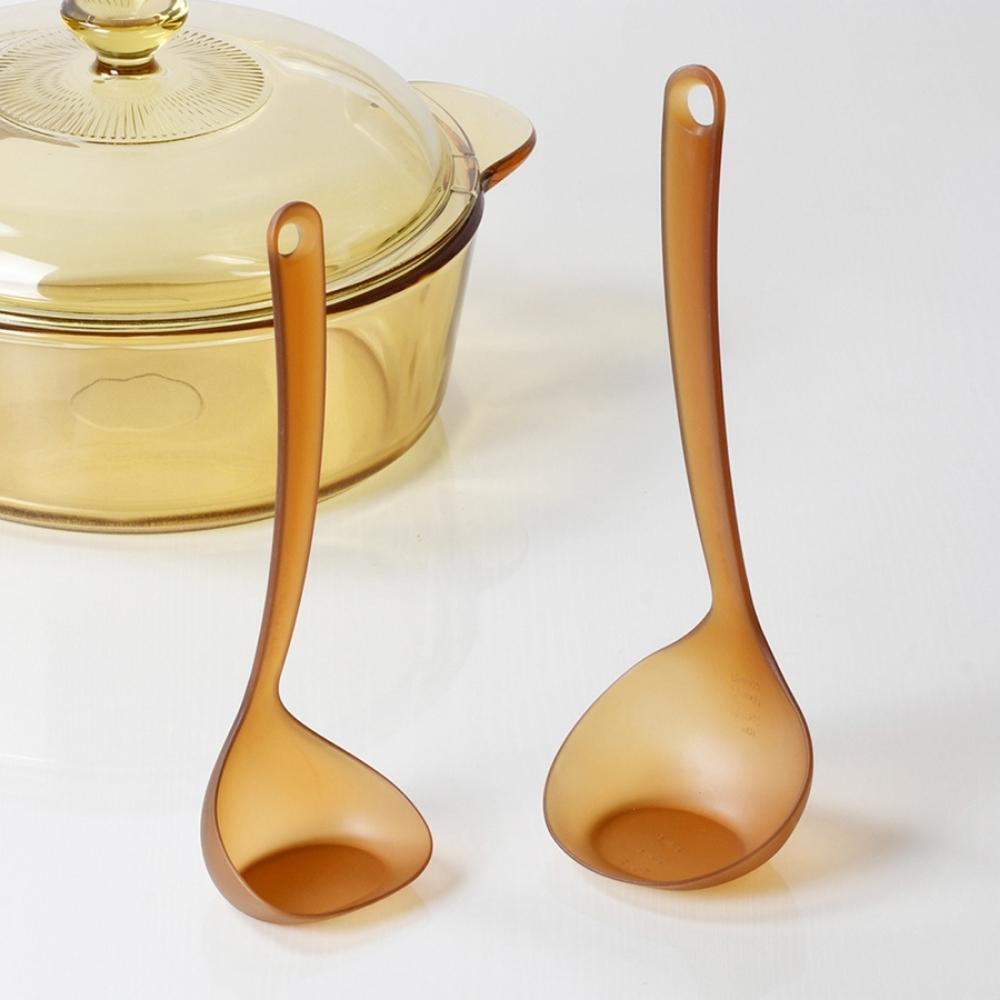 Pearl Metal Self-Standing Ladle with Scale