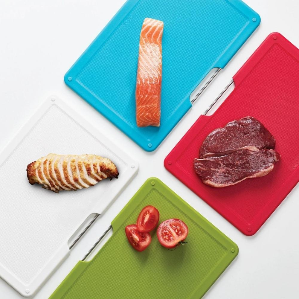 Joseph Joseph Folio Chopping Board Set with Chef's Knife