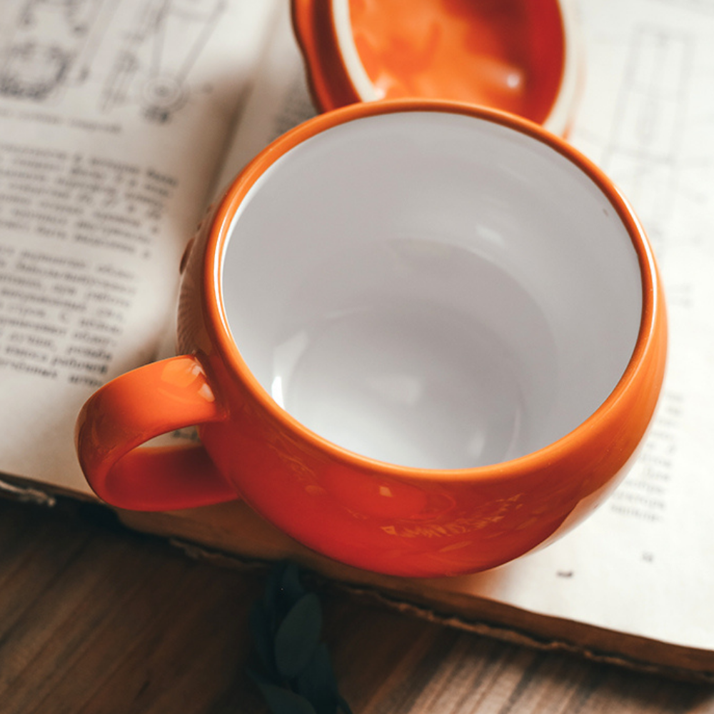 Ceramic Pumpkin Mug with Lid and Spoon