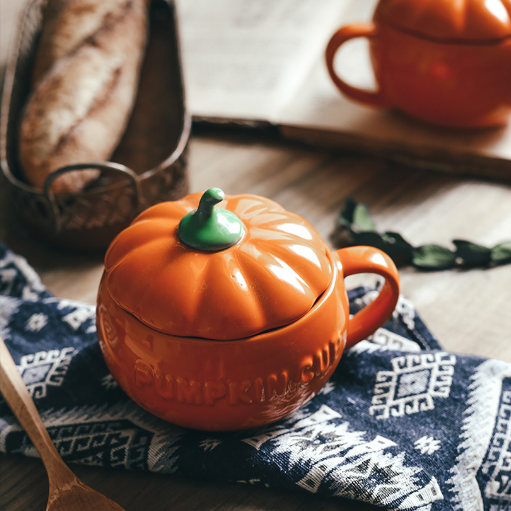 Ceramic Pumpkin Mug with Lid and Spoon