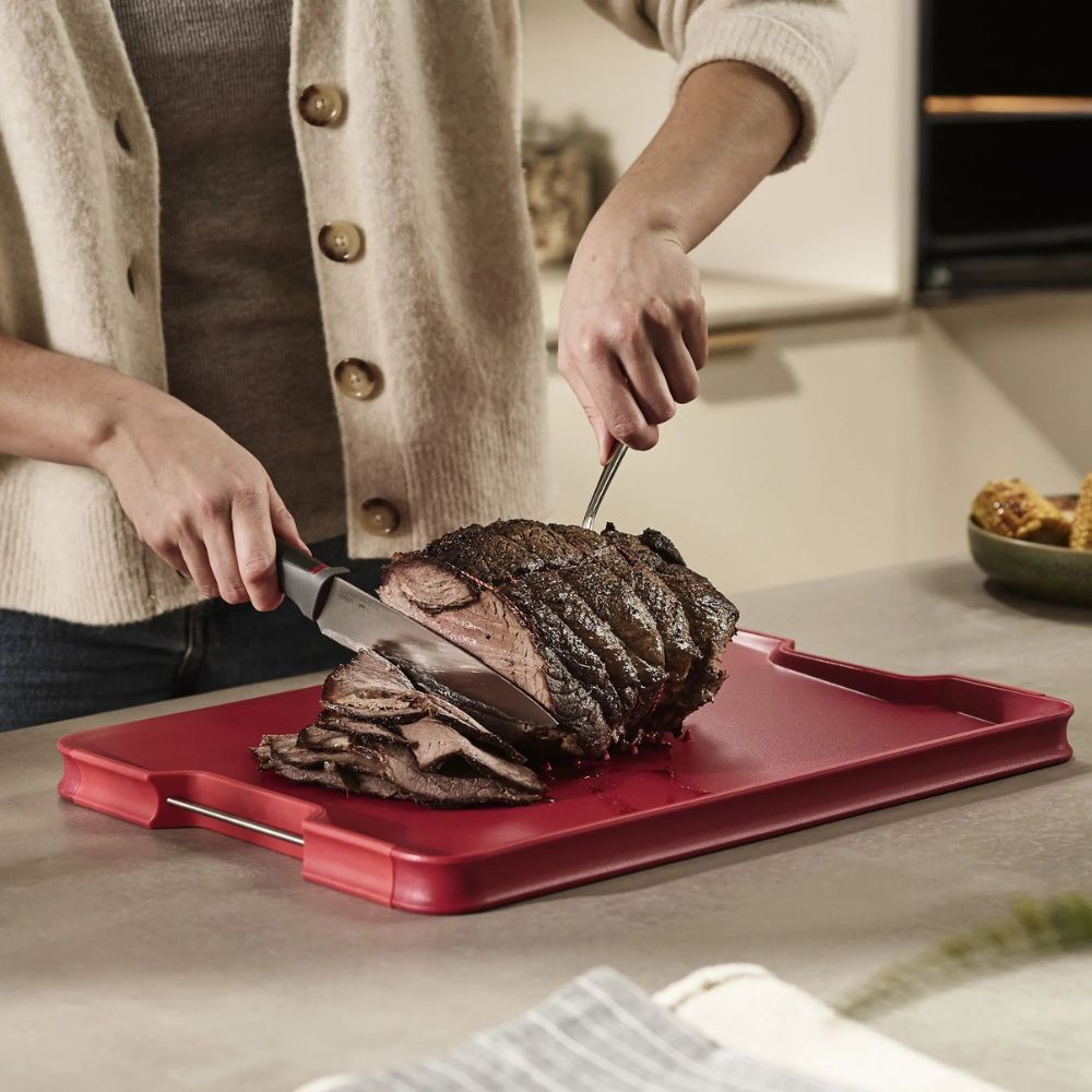 Joseph Joseph Cut & Carve Plus Extra Large Chopping Board - Red