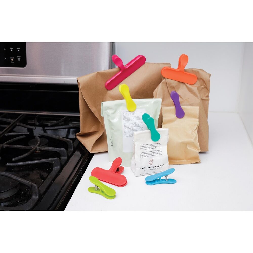 Kikkerland Rainbow Bag Clips (Set of 8)