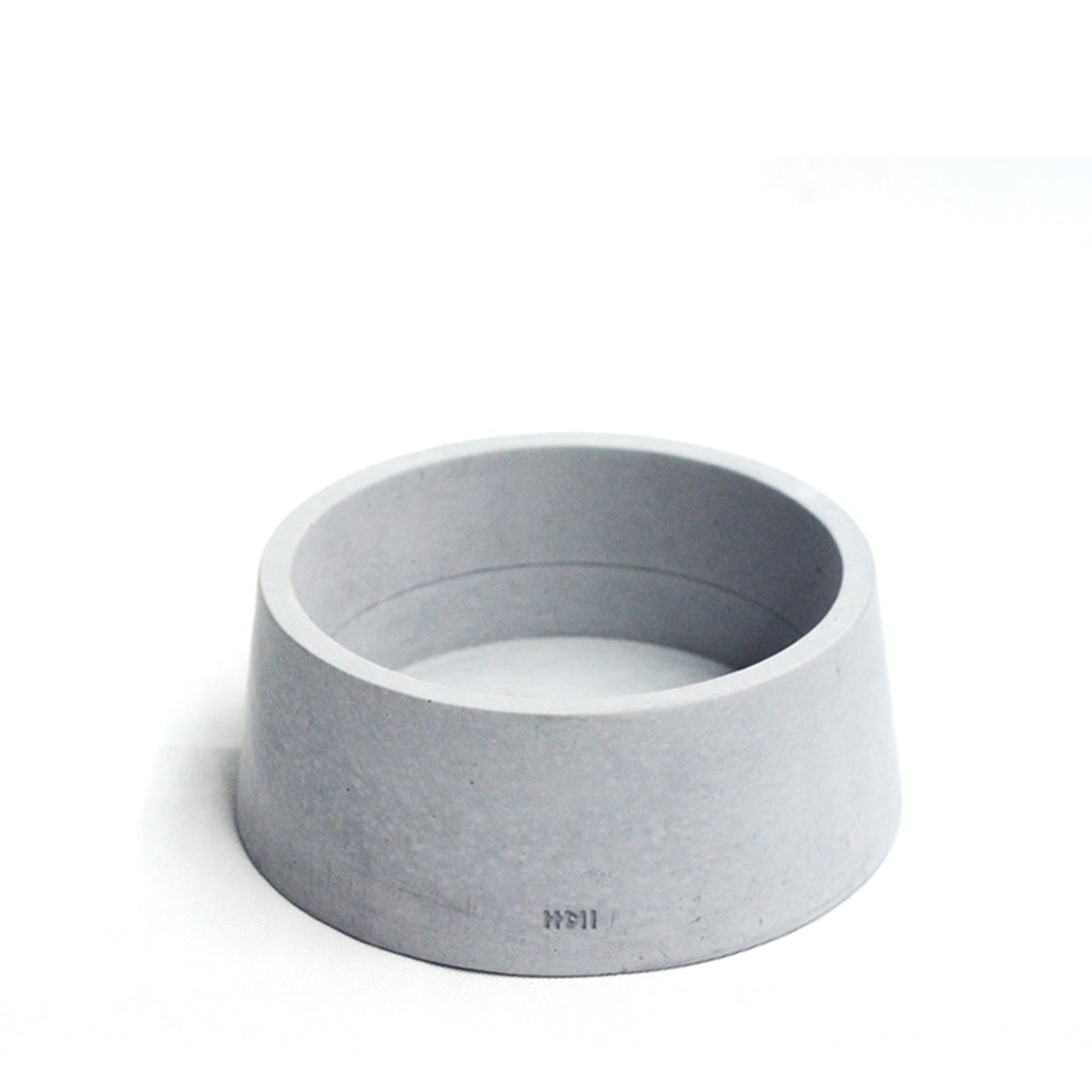 Lune Cement Plant Pot