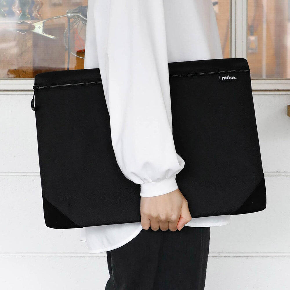 Nahe Soft Laptop Case Large Black