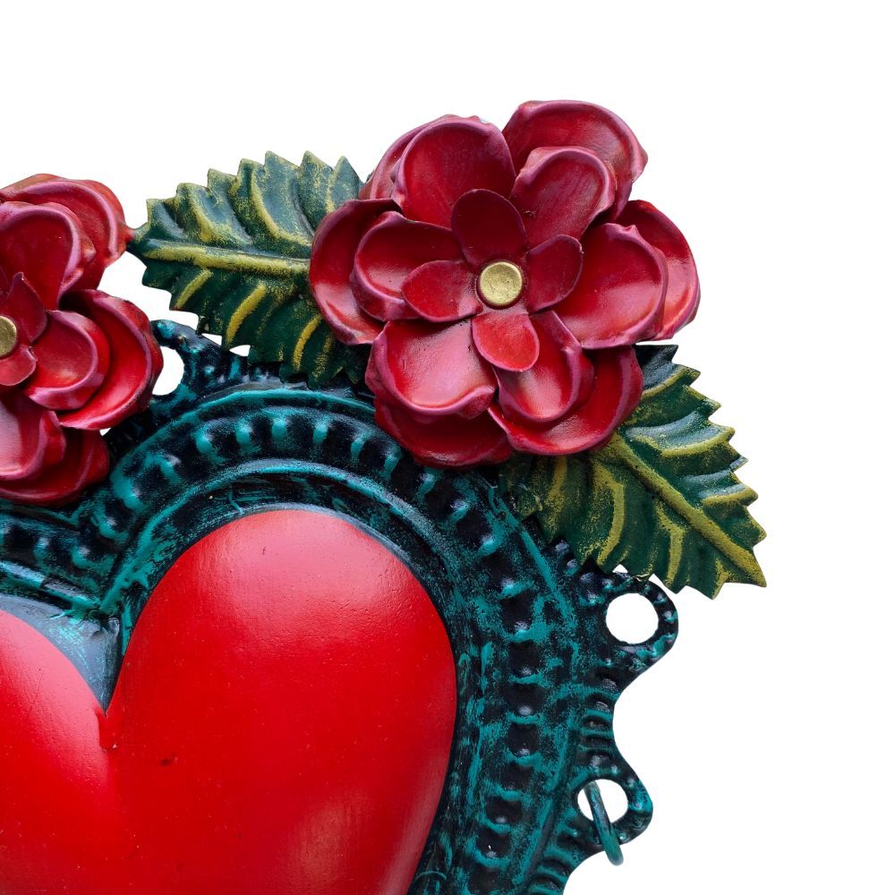 Corazon Tassel Mexican Folk Art Tin Heart 21cm