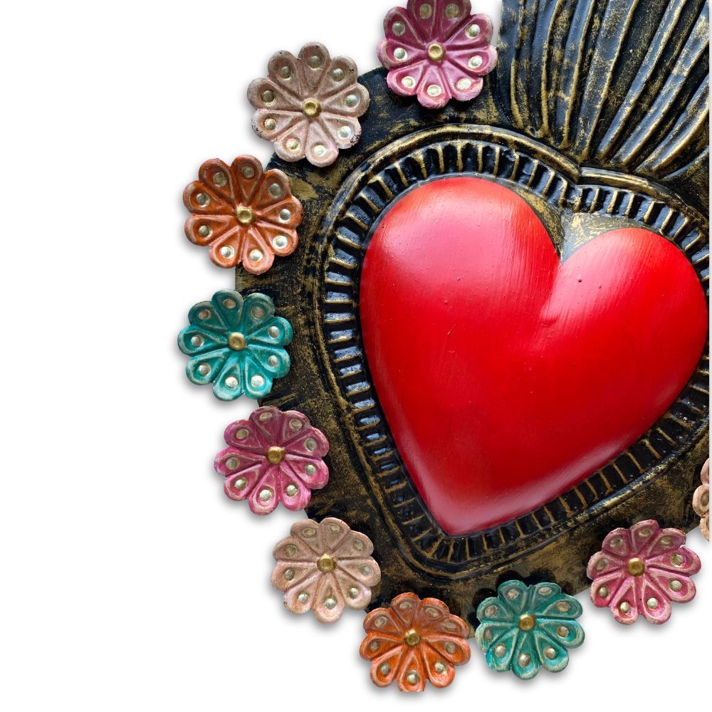Amora Mexican Folk Art Tin Heart 29cm