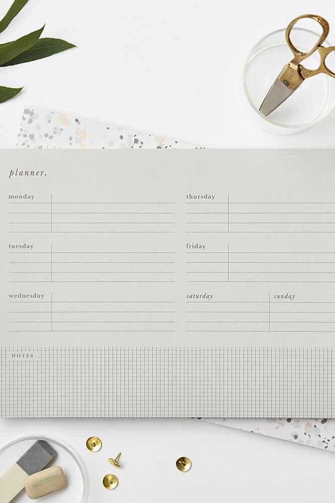 Katie Leamon Desk Planner Weekly B5 Grey Grid
