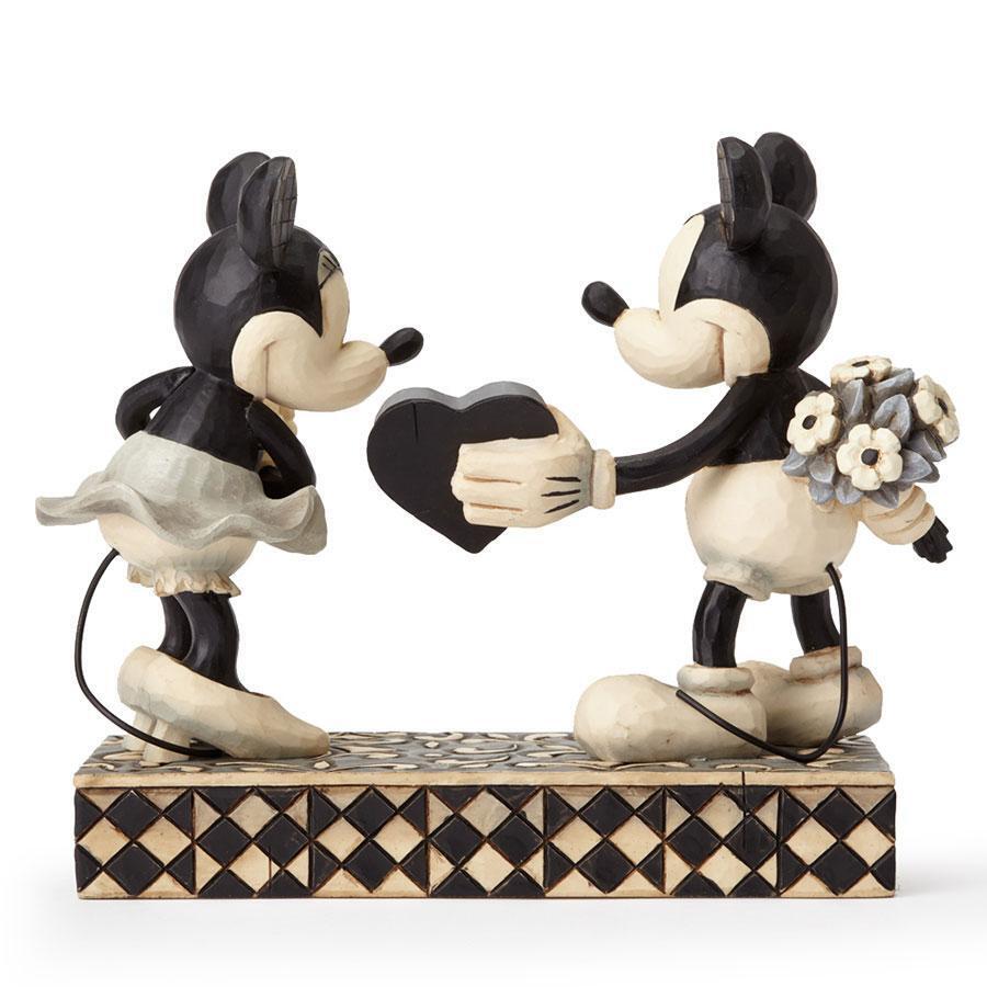 Jim Shore Disney Traditions Mickey & Minnie Real Sweetheart
