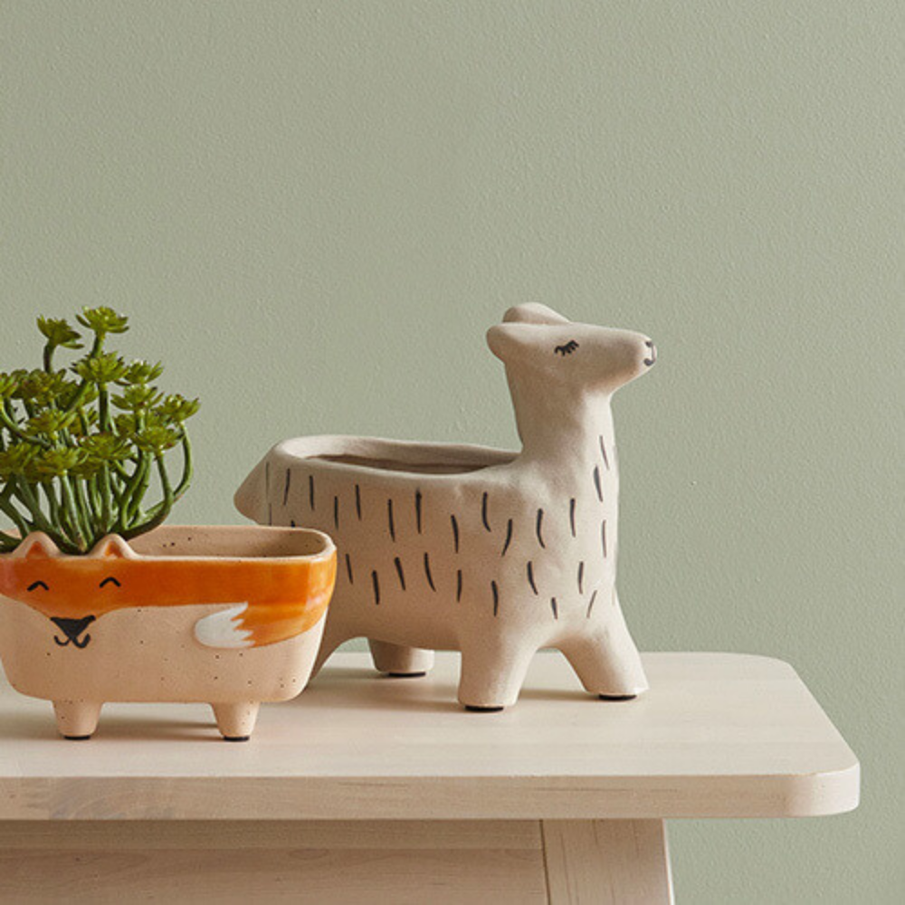 Emporium Darma Llama Pot