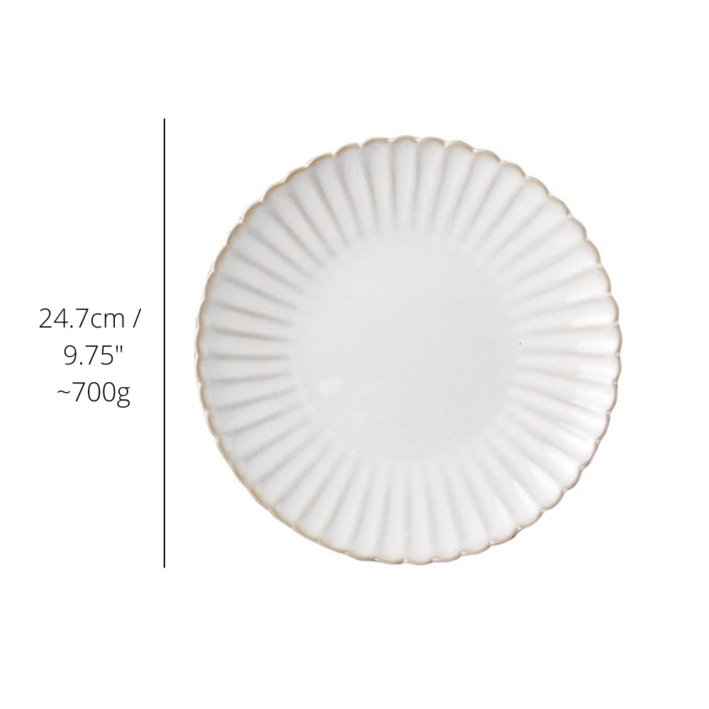 Porcelain Rinka Chrysanthemum White Plate