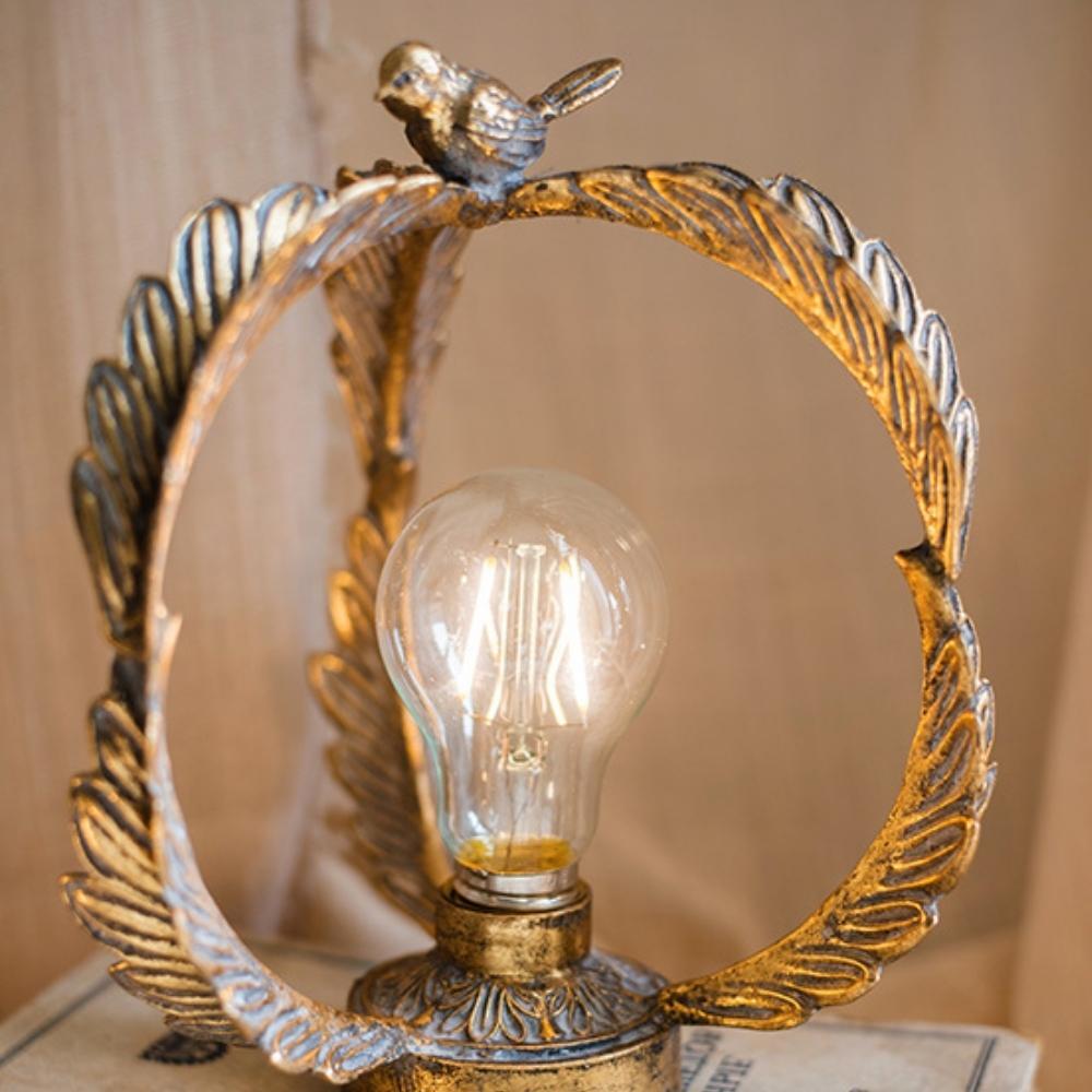 Vintage Gold Metal Bird Wreath Table Lamp
