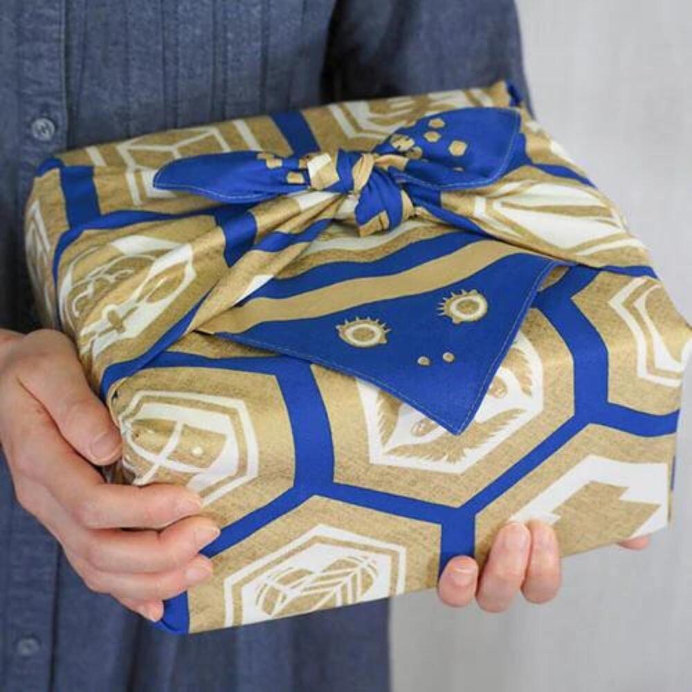 Musubi 70 Fuku Cochae Tortoiseshell Crest Pattern Furoshiki Wrapping Cloth