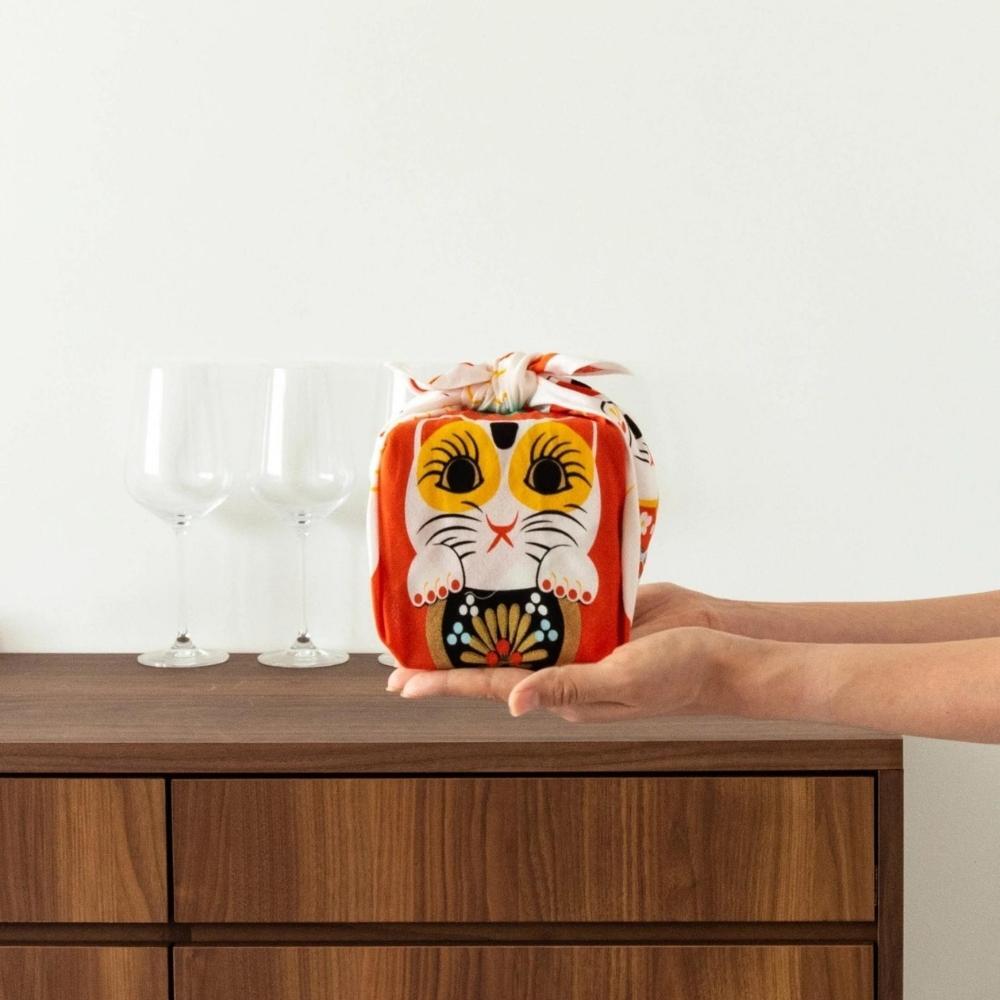 Musubi 48 Cochae Manekineko Red Furoshiki Wrapping Cloth