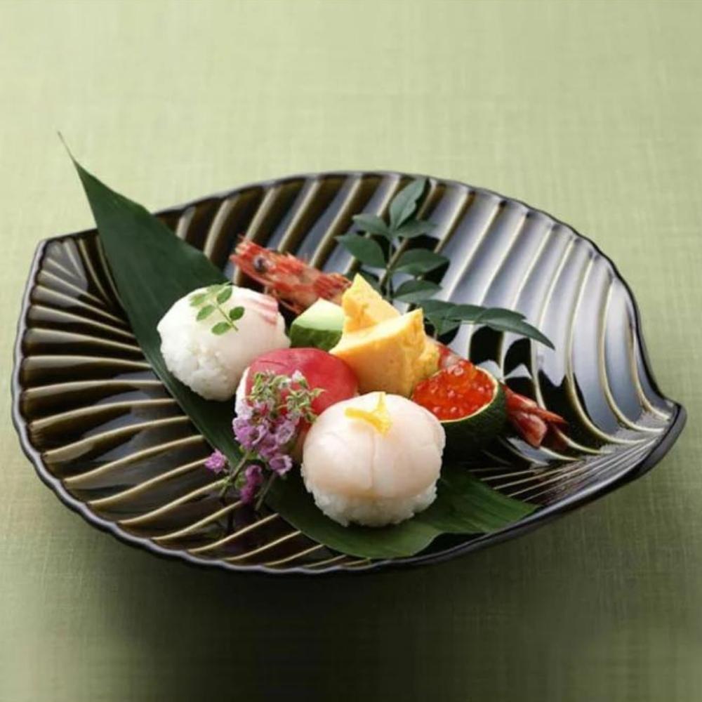 Kaneko Pottery Giyaman Leaf Plate