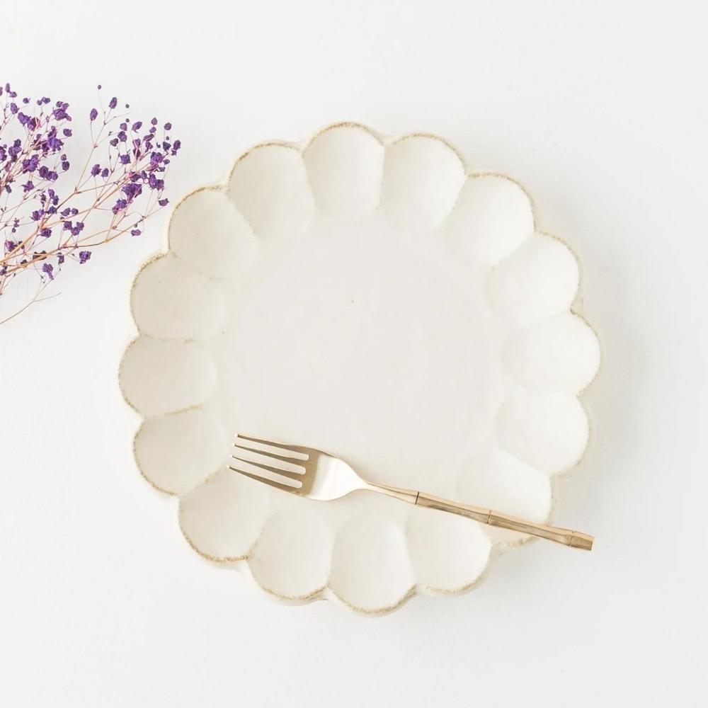 Kaneko Rinka Flower White Plate 21cm